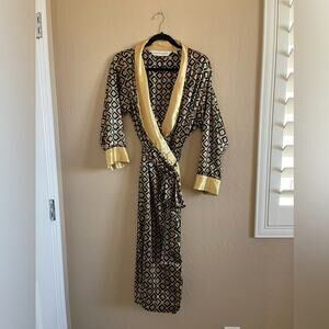 New Vintage Victoria's‎ Secret Gold Regency Satin Wrap Kimono Robe